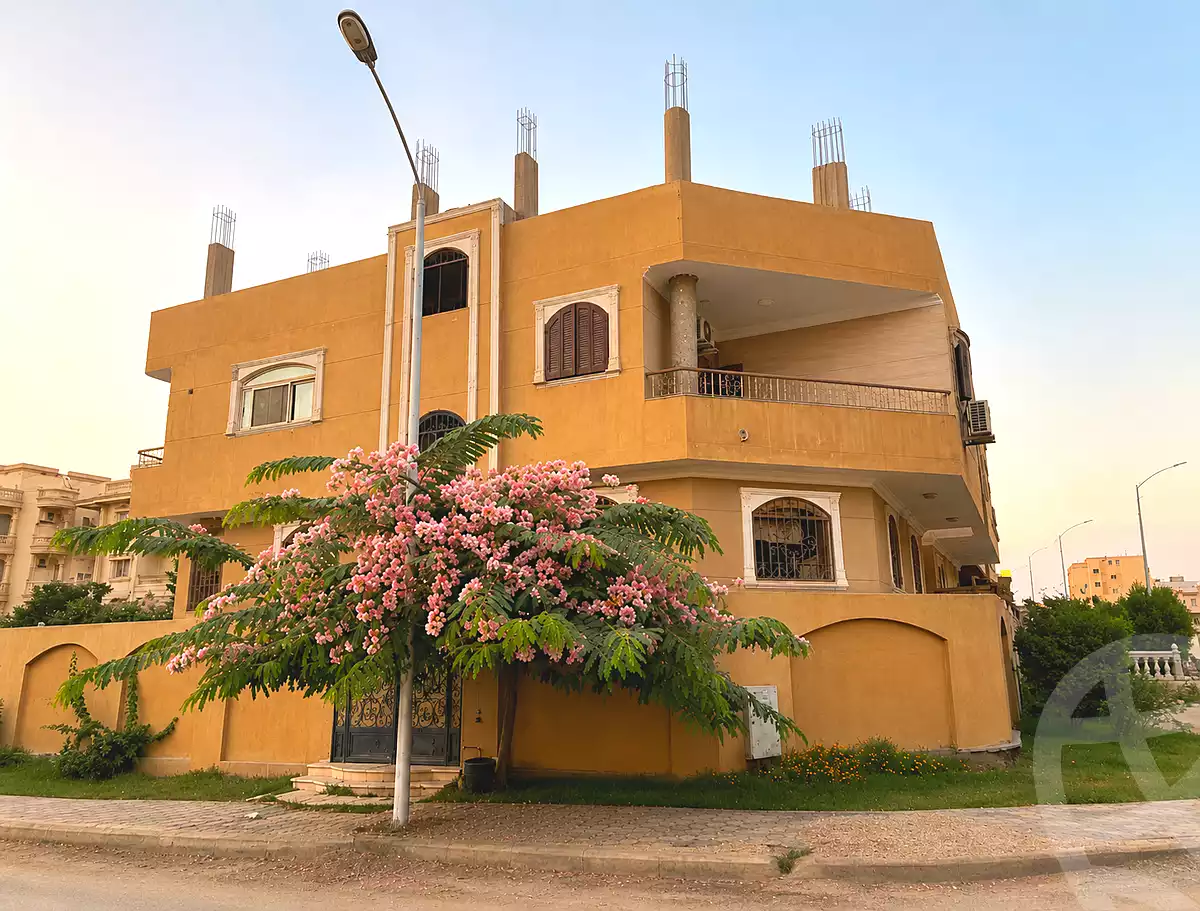 https://aqarmap.com.eg/ar/listing/7006294-for-sale-cairo-15th-of-may-Neighbourhood 10