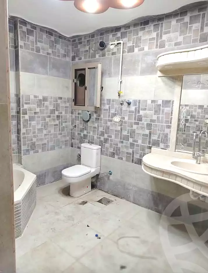 https://aqarmap.com.eg/en/listing/7009850-for-sale-alexandria-new-miami-el-quds-school-st