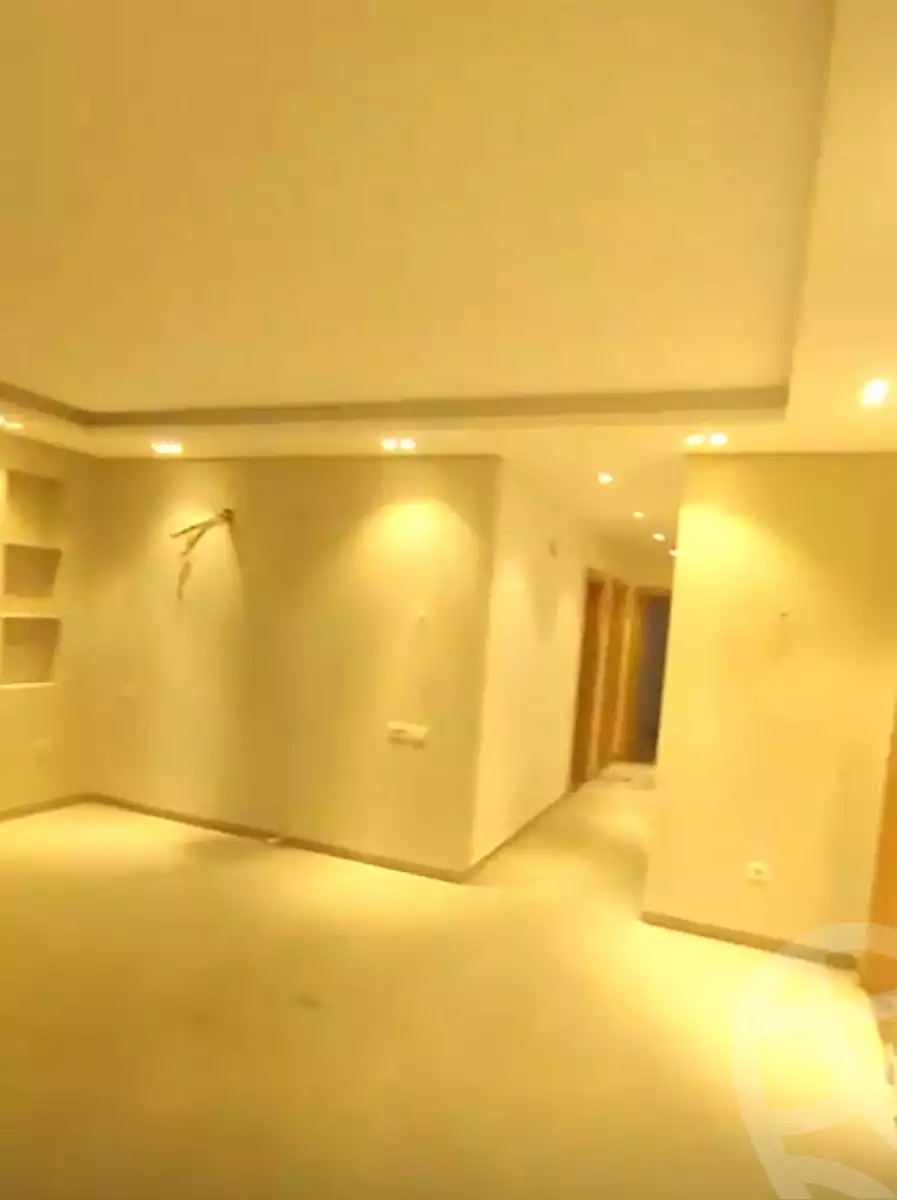 https://aqarmap.com.eg/ar/listing/7009998-for-sale-cairo-new-cairo-90th-street-auc