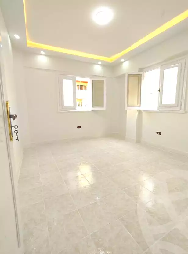 https://aqarmap.com.eg/en/listing/7010103-for-sale-alexandria-al-agamy-shataa-el-nakheel