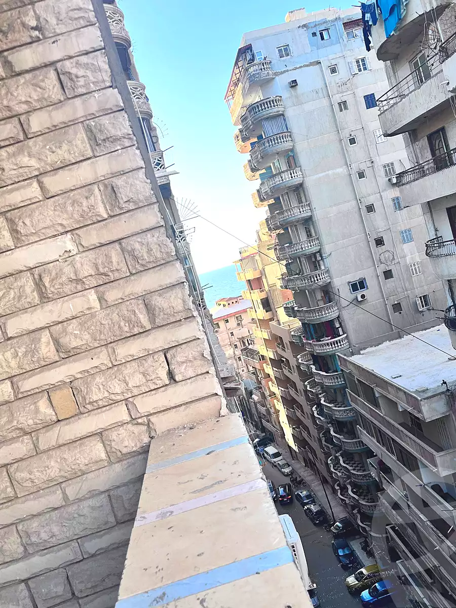 https://aqarmap.com.eg/en/listing/7010117-for-sale-alexandria-el-asafra-l-sfr-bhry-atlas-st