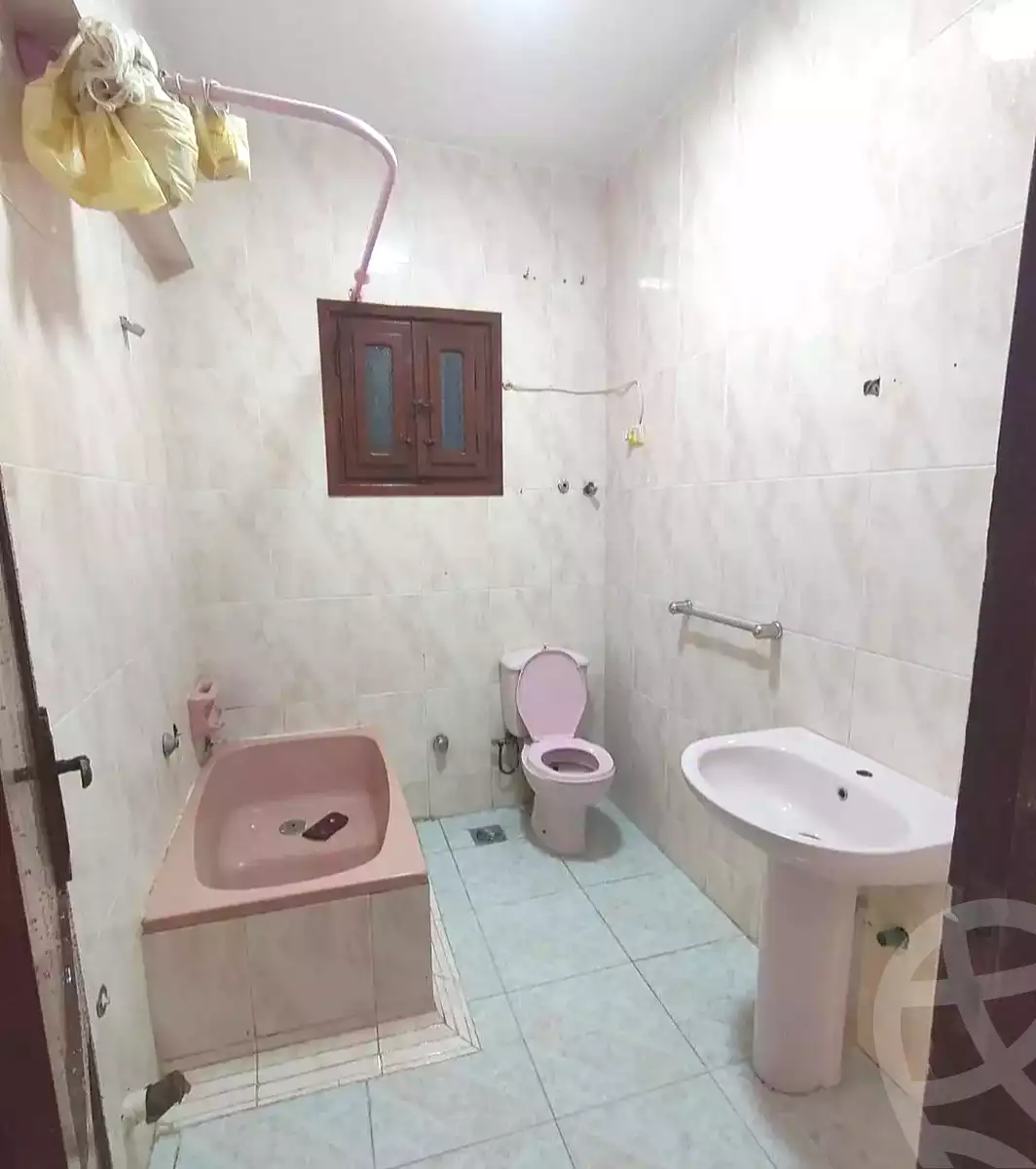 https://aqarmap.com.eg/ar/listing/7010244-for-sale-alexandria-al-agamy-shataa-el-nakheel