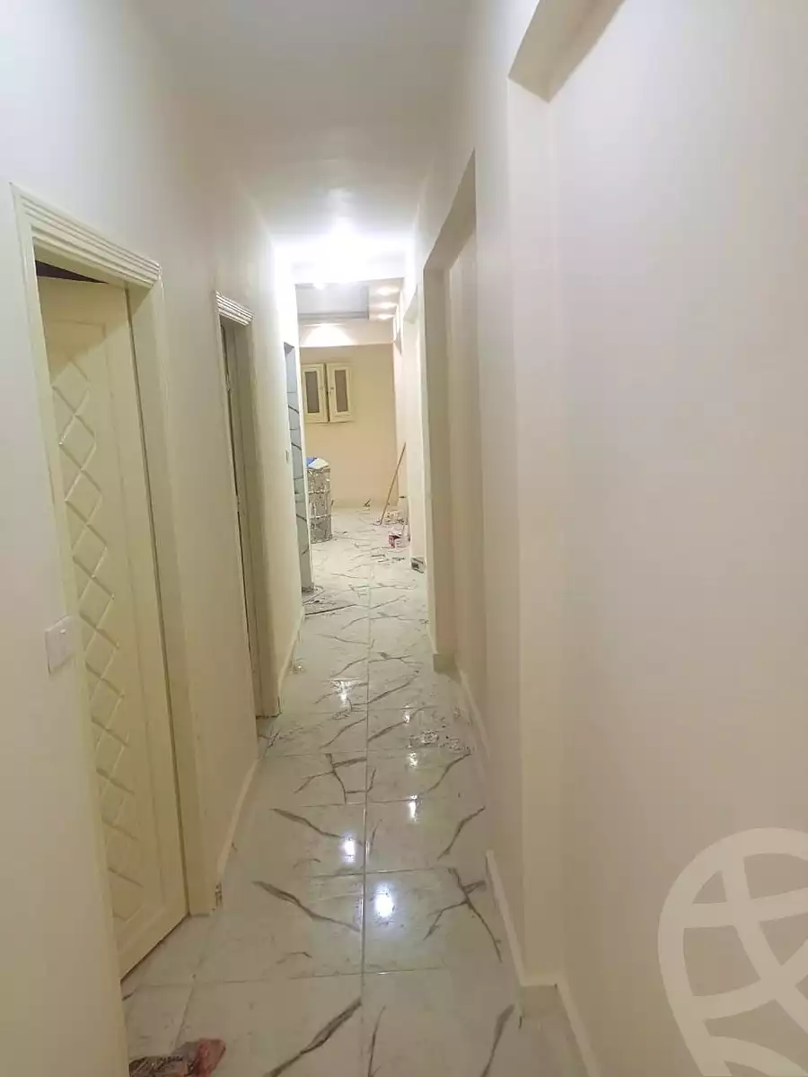 https://aqarmap.com.eg/ar/listing/7010280-for-rent-alexandria-al-agamy-bw-ywsf