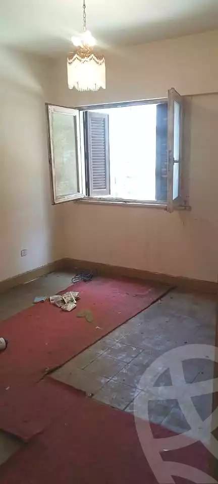 https://aqarmap.com.eg/en/listing/7010285-for-sale-alexandria-lauran