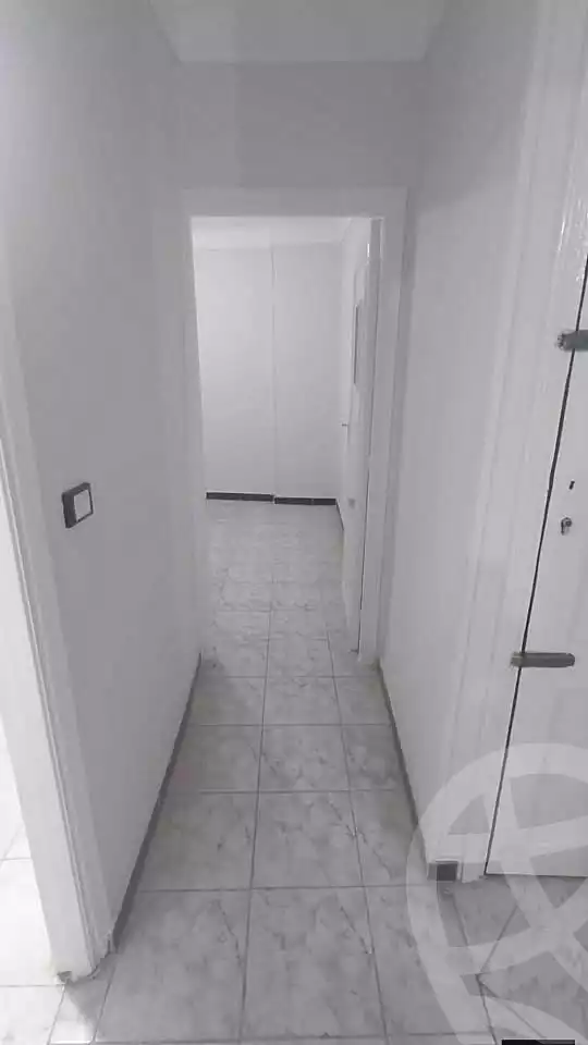 https://aqarmap.com.eg/ar/listing/7010299-for-sale-alexandria-sydy-bshr-sydy-bshr-bhry-el-fakharany-st
