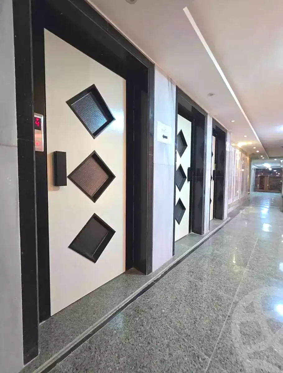https://aqarmap.com.eg/ar/listing/7010478-for-sale-alexandria-moharram-bey