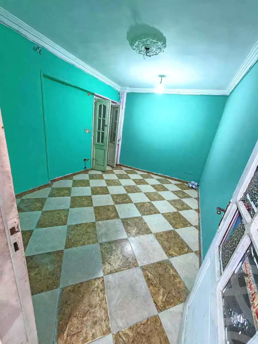 https://aqarmap.com.eg/en/listing/7010475-for-sale-cairo-helwan-helwan-el-sharkeya-khesro-basha-st