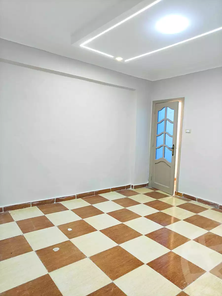 https://aqarmap.com.eg/en/listing/7010571-for-sale-alexandria-al-agamy-el-hanouvel-rich-home-st