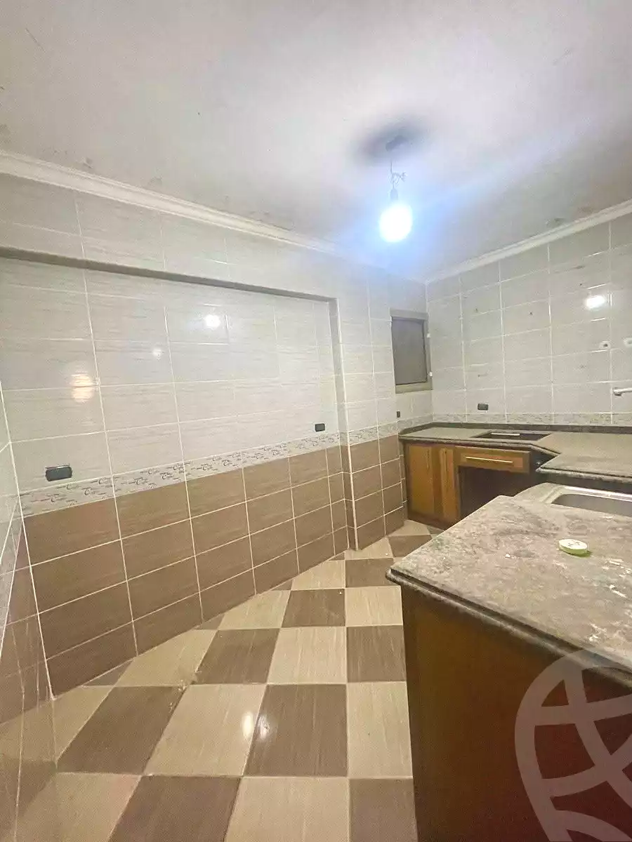 https://aqarmap.com.eg/ar/listing/7010631-for-sale-alexandria-al-agamy-lbytsh-shahr-al-assal-st