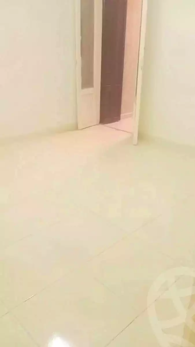 https://aqarmap.com.eg/ar/listing/7010665-for-sale-alexandria-al-agamy-el-hanouvel