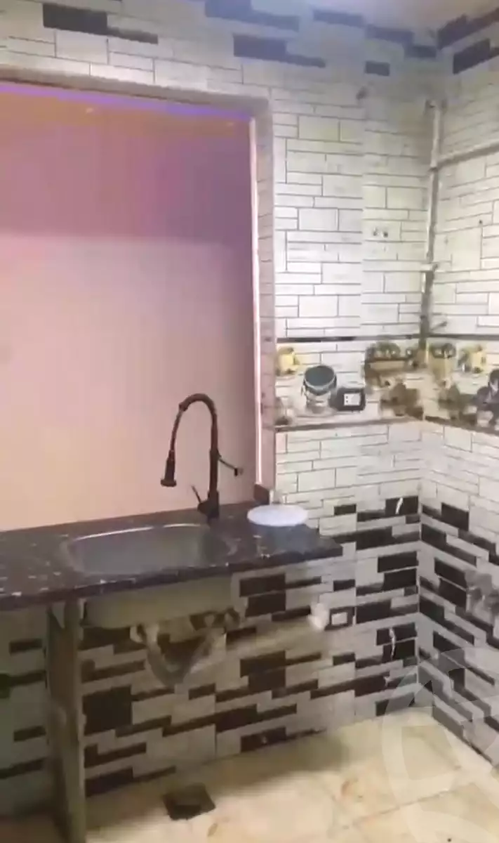 https://aqarmap.com.eg/ar/listing/7010677-for-sale-alexandria-al-agamy-el-hanouvel-kasr-al-quiri-st-1