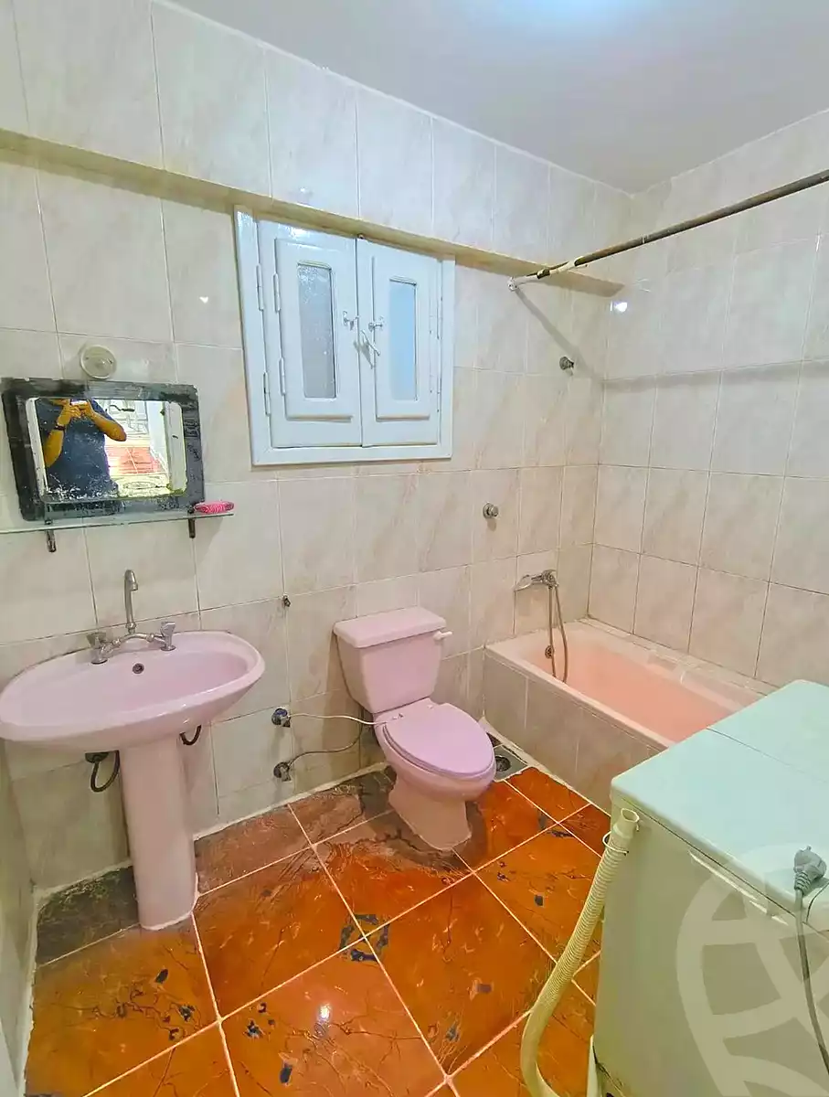 https://aqarmap.com.eg/en/listing/7010900-for-sale-alexandria-al-agamy-shataa-el-nakheel