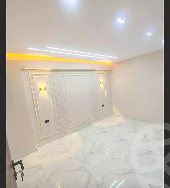 https://aqarmap.com.eg/en/listing/7010989-for-sale-alexandria-al-agamy-el-hanouvel-trablose-st