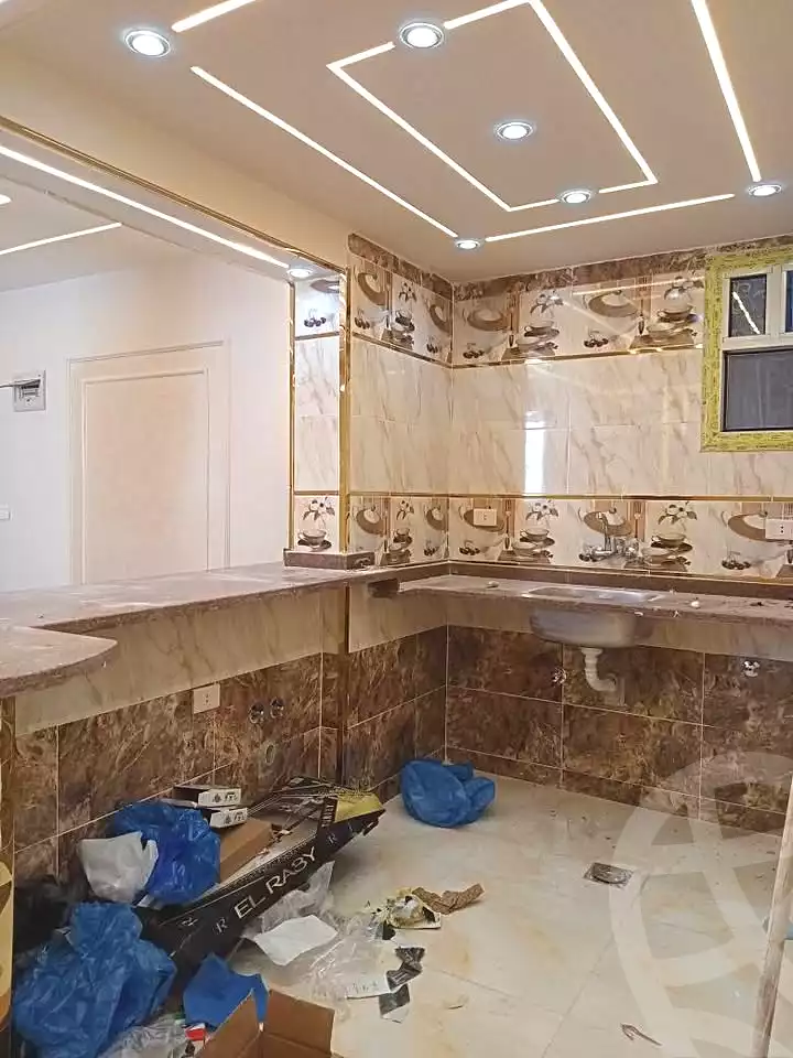 https://aqarmap.com.eg/ar/listing/7010861-for-sale-alexandria-sydy-bshr-sydy-bshr-bhry-shr-mhmwd-l-yswy