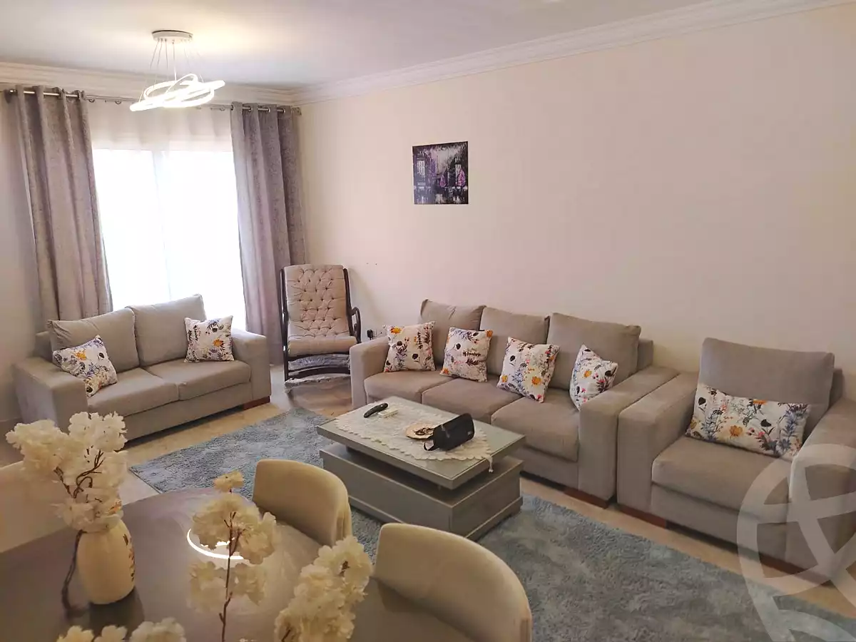 https://aqarmap.com.eg/ar/listing/7011358-for-rent-cairo-el-sheikh-zayed-city-compounds-greens