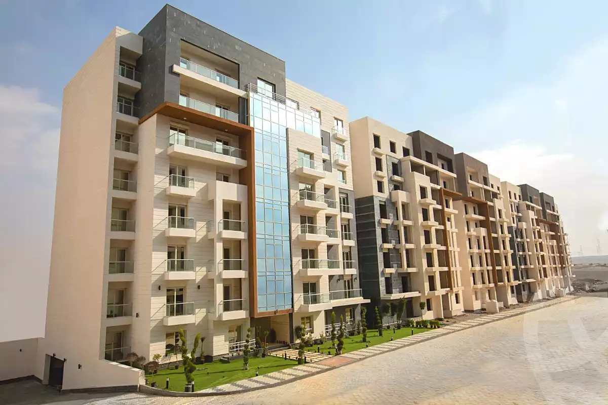 https://aqarmap.com.eg/ar/listing/7011537-for-sale-cairo-new-administrative-capital-r7-oia