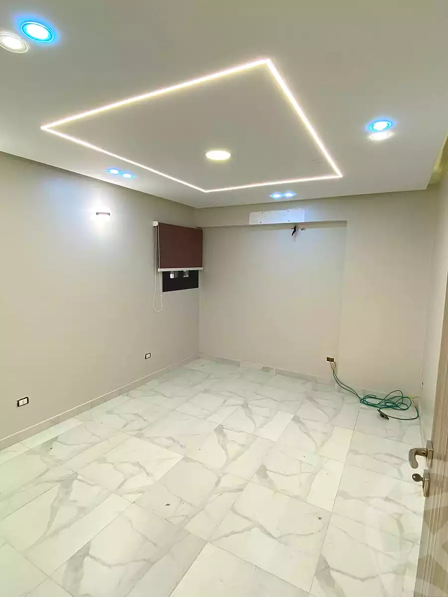https://aqarmap.com.eg/ar/listing/7012449-for-sale-alexandria-al-agamy-lbytsh-bianchiii