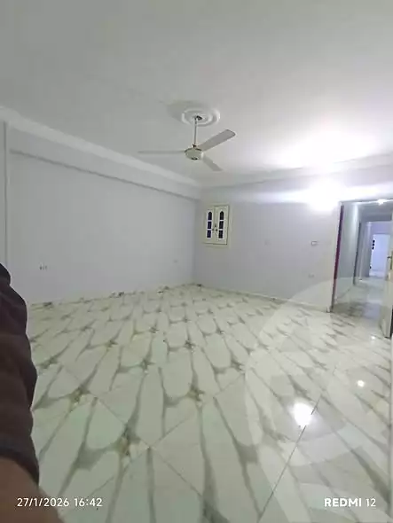 https://aqarmap.com.eg/en/listing/7012772-for-sale-alexandria-sydy-bshr-sydy-bshr-qbly-rd-lfdly