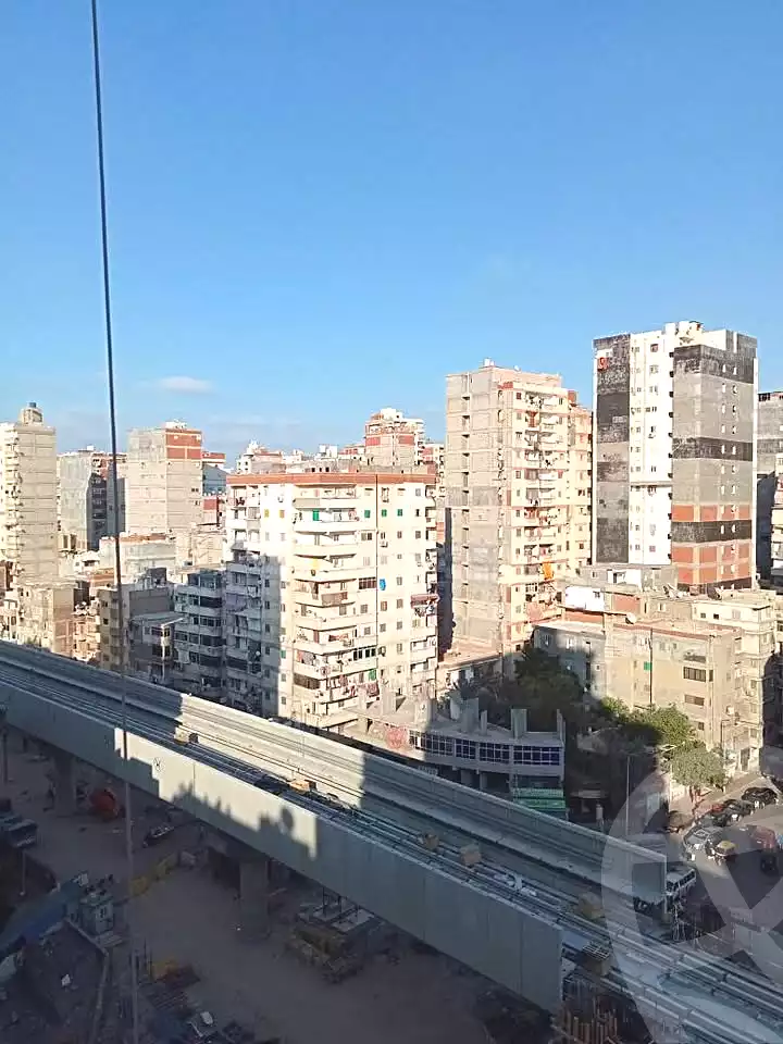https://aqarmap.com.eg/ar/listing/7012985-for-sale-alexandria-sydy-bshr-shr-mlk-hfny