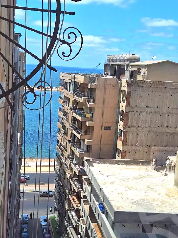 https://aqarmap.com.eg/en/listing/7013149-for-sale-alexandria-sydy-bshr-sydy-bshr-bhry-shr-khld-bn-lwlyd