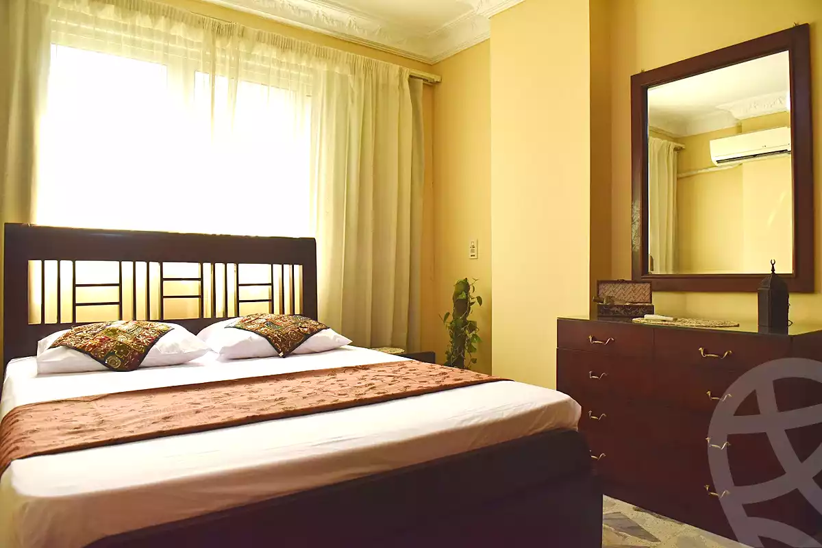https://aqarmap.com.eg/ar/listing/7013509-for-rent-cairo-downtown-abdeen-mohammed-farid-st