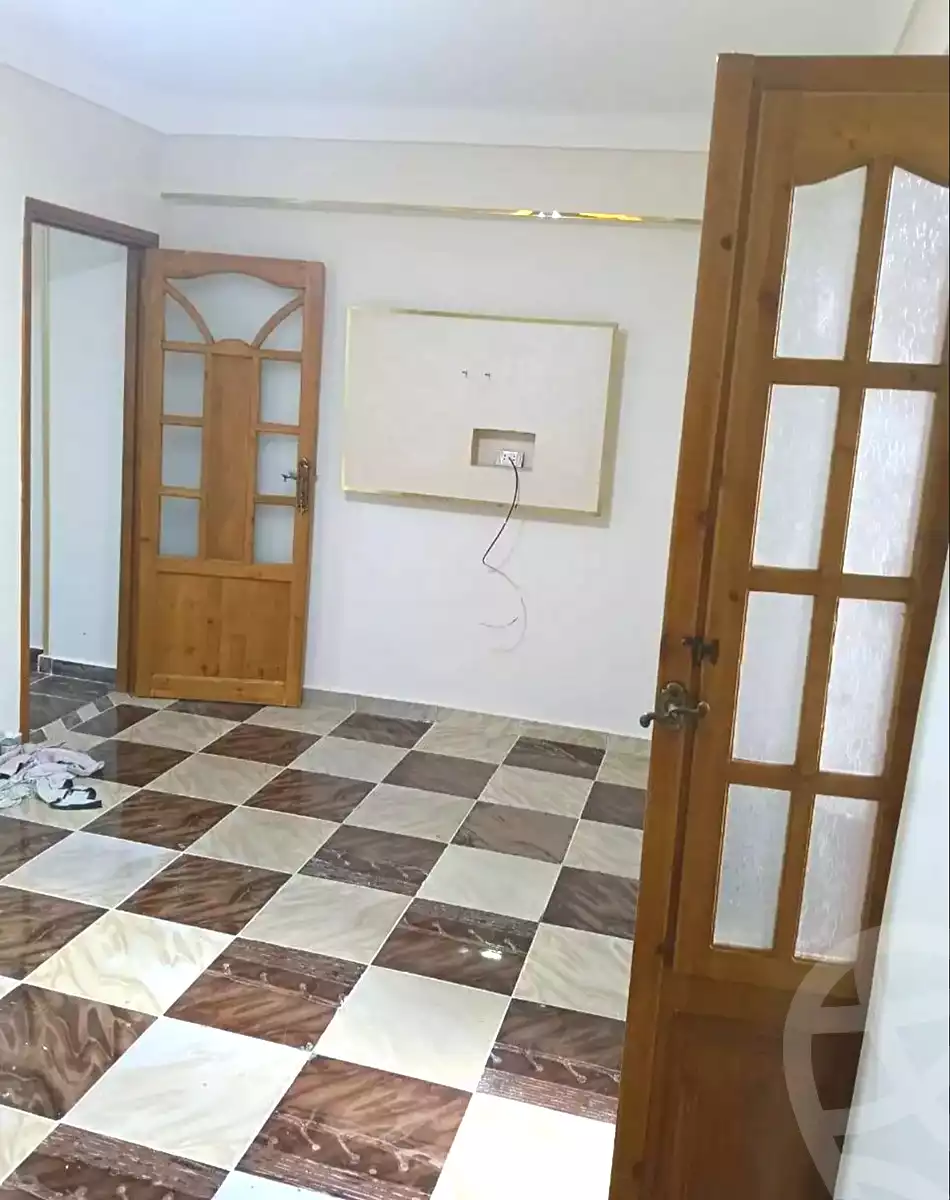https://aqarmap.com.eg/ar/listing/7013838-for-sale-alexandria-el-asafra-l-sfr-qbly-el-maahad-el-dini-st