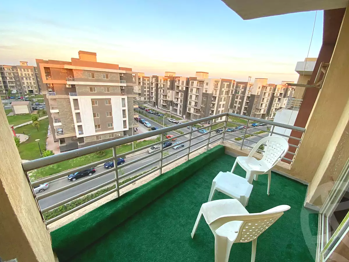 https://aqarmap.com.eg/ar/listing/7013885-for-rent-cairo-6th-of-october-compounds-jn-ktwbr
