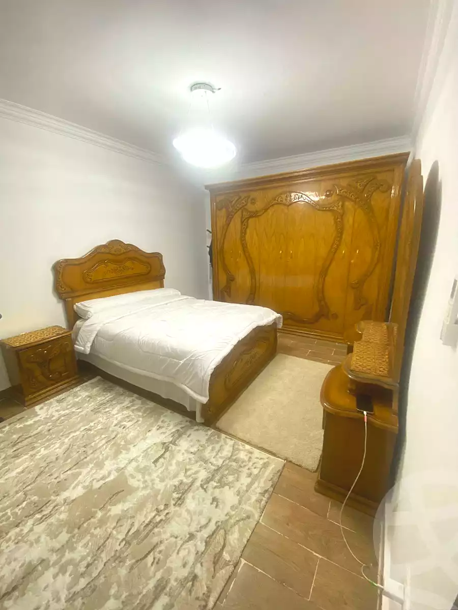 https://aqarmap.com.eg/ar/listing/7013885-for-rent-cairo-6th-of-october-compounds-jn-ktwbr