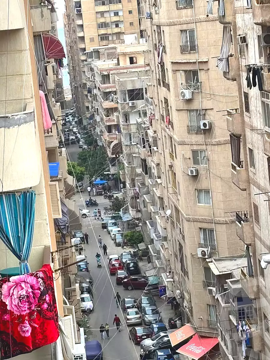https://aqarmap.com.eg/ar/listing/7014067-for-sale-alexandria-sydy-bshr-sydy-bshr-bhry-amr-el-nogomy-st