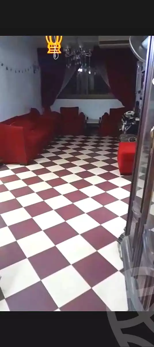 https://aqarmap.com.eg/ar/listing/7014080-for-sale-cairo-ain-shams-el-naam-mostafa-hafez-st