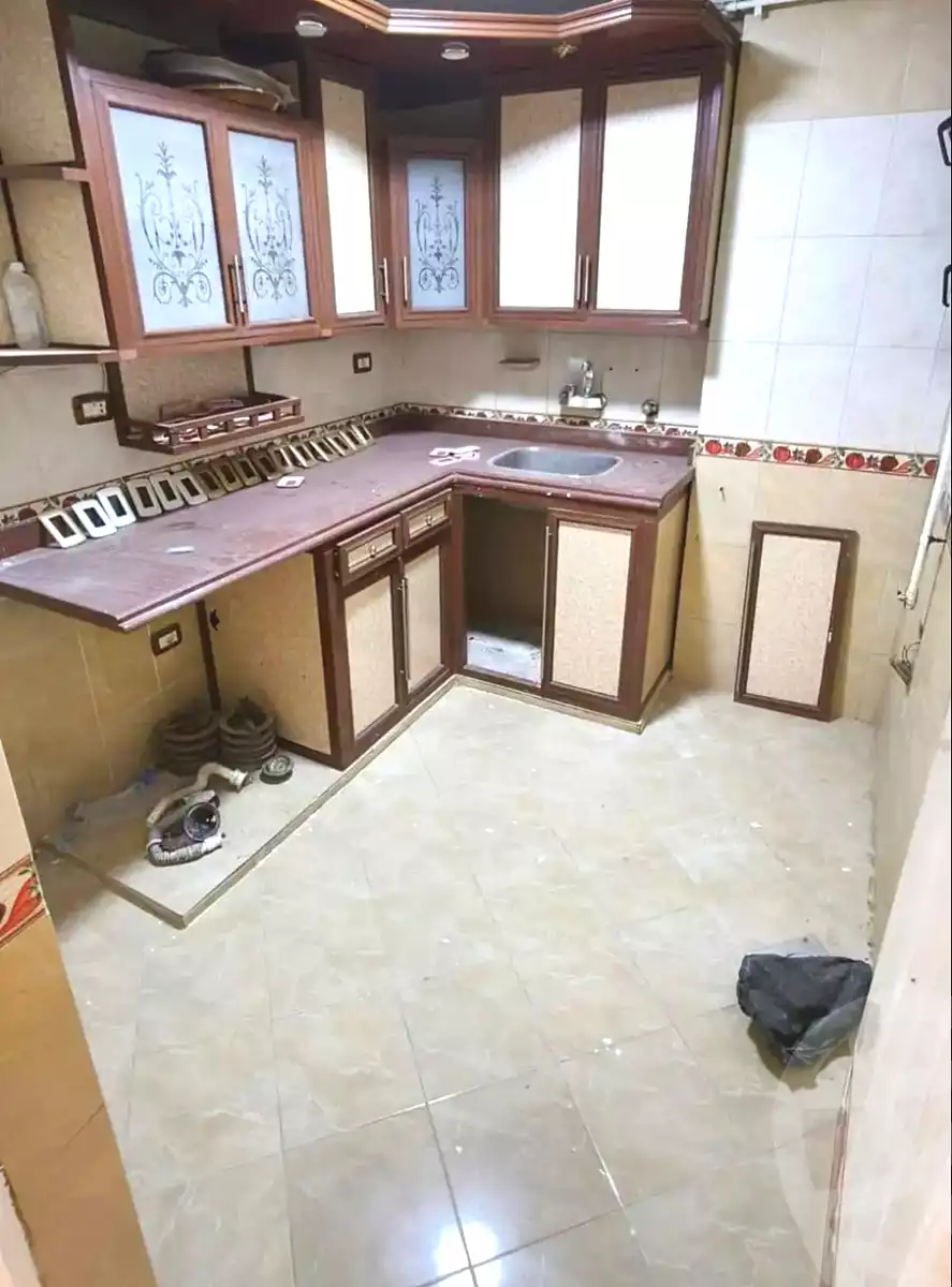 https://aqarmap.com.eg/ar/listing/7014097-for-sale-alexandria-lsywf-el-falki