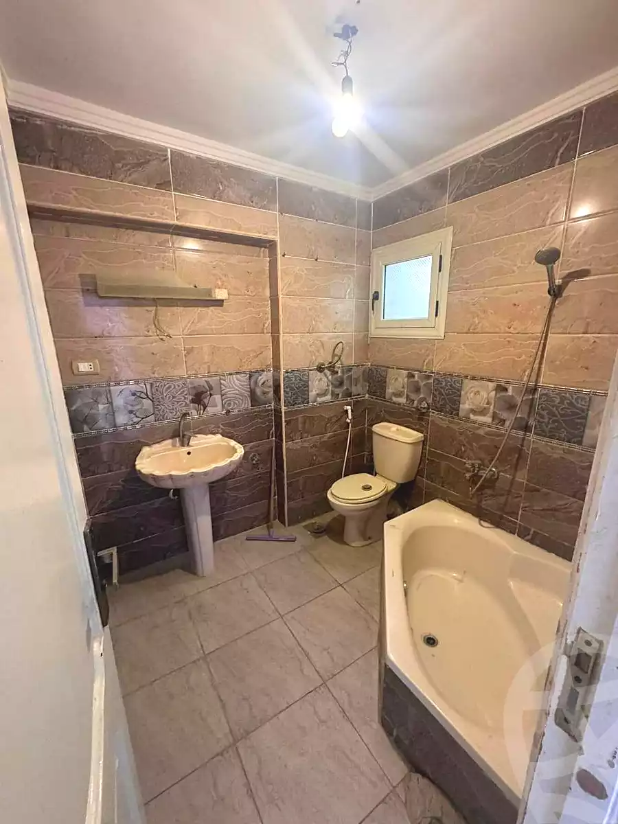 https://aqarmap.com.eg/en/listing/7014337-for-sale-alexandria-lsywf-el-falki