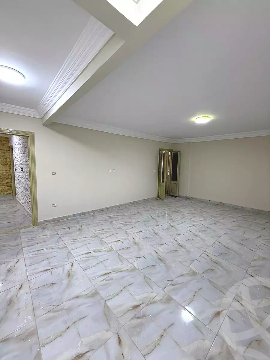 https://aqarmap.com.eg/ar/listing/7014416-for-sale-alexandria-el-montazah