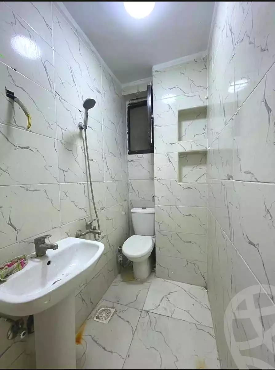 https://aqarmap.com.eg/en/listing/7014563-for-sale-alexandria-el-asafra-shr-45