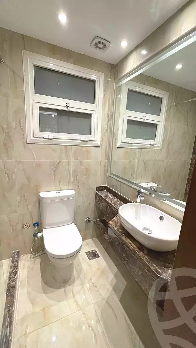 https://aqarmap.com.eg/ar/listing/7014729-for-rent-cairo-new-cairo-lrhb-city-mtdd-lrhb-phase-10-farouk-el-baz-st