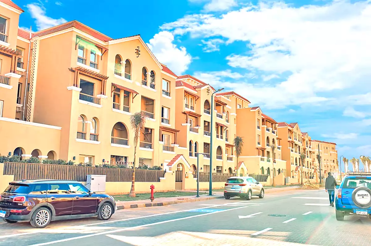 https://aqarmap.com.eg/ar/listing/7014780-for-sale-cairo-el-shorouk-compounds-maadi-view