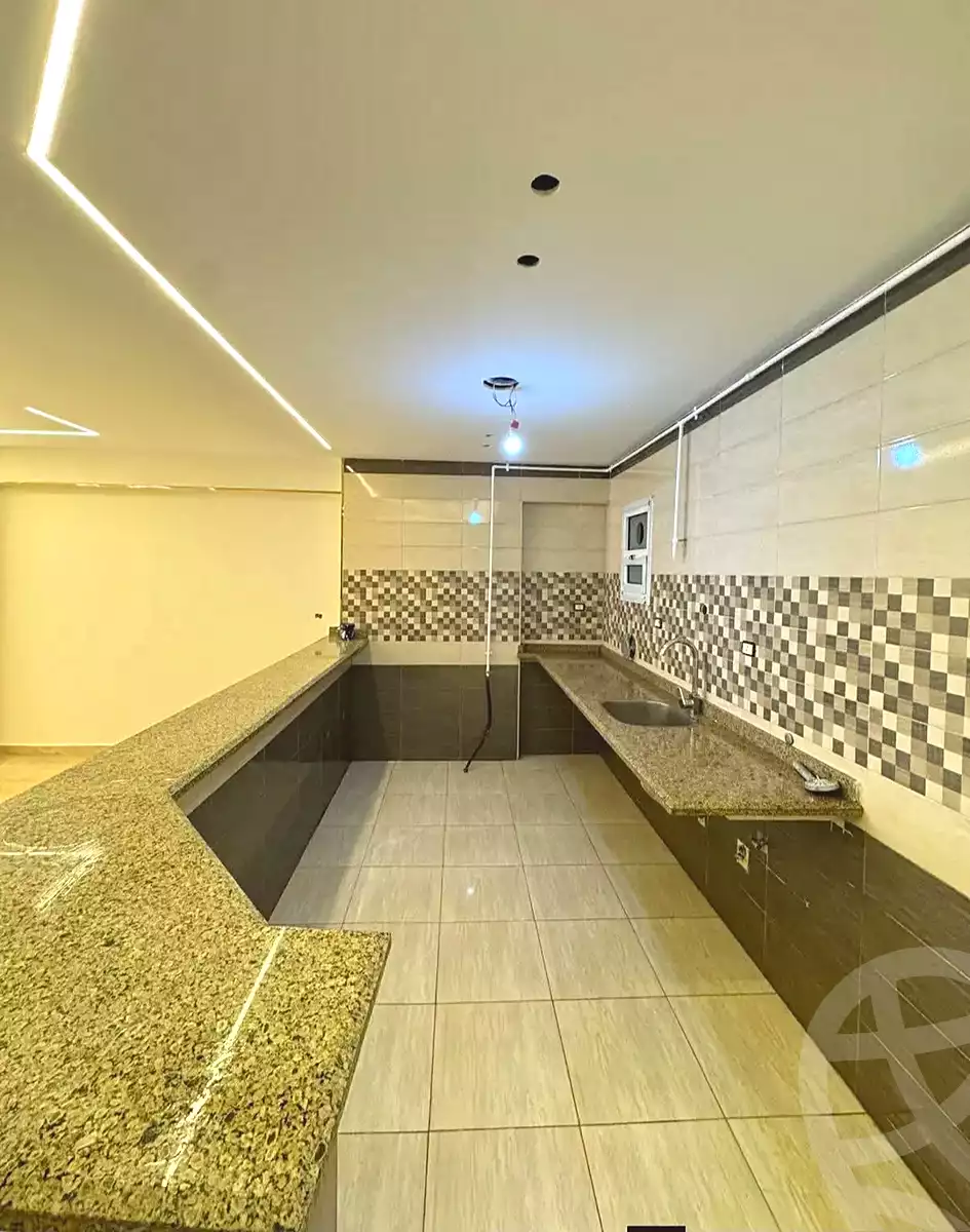 https://aqarmap.com.eg/ar/listing/7015057-for-sale-alexandria-sydy-bshr-sydy-bshr-bhry-khalil-hamada-st