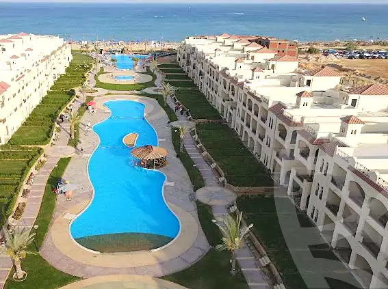 https://aqarmap.com.eg/en/listing/7015332-for-sale-ain-elsokhna-resorts-lsyryn-blm-bytsh