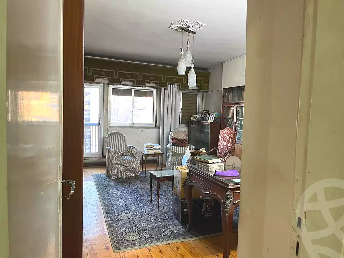 https://aqarmap.com.eg/ar/listing/7015549-for-sale-cairo-ljyz-shareaa-morad  charel degol