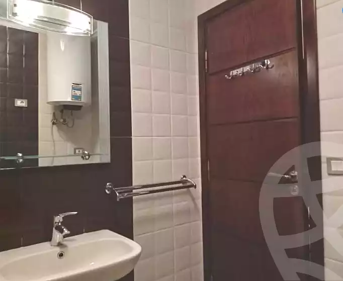 https://aqarmap.com.eg/ar/listing/7016041-for-sale-cairo-ain-shams-ahmed-esmat-st