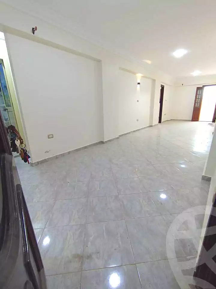 https://aqarmap.com.eg/ar/listing/7016125-for-sale-alexandria-bw-qyr-street-10