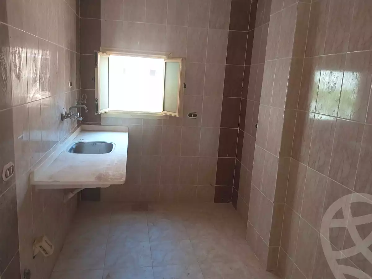 https://aqarmap.com.eg/en/listing/7016184-for-sale-alexandria-al-agamy-el-kilo-21
