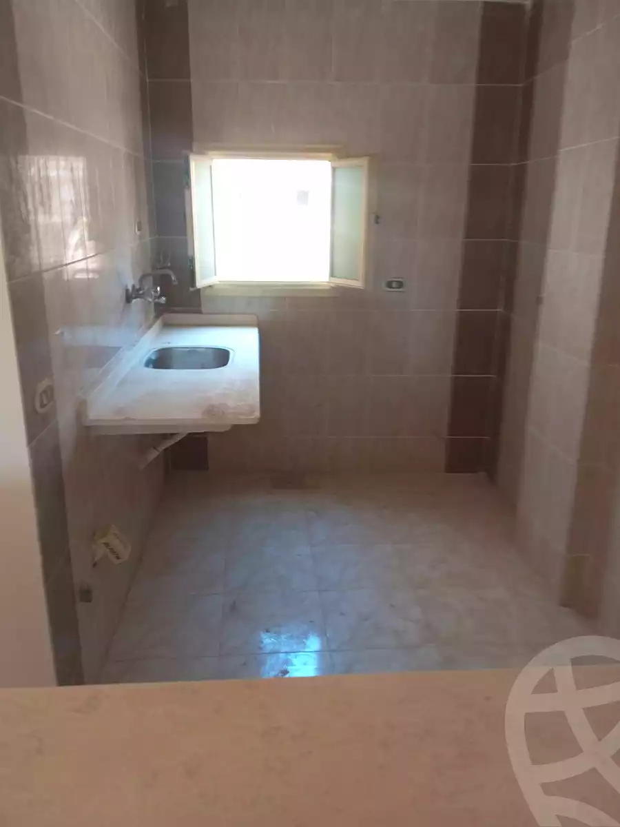 https://aqarmap.com.eg/en/listing/7016184-for-sale-alexandria-al-agamy-el-kilo-21