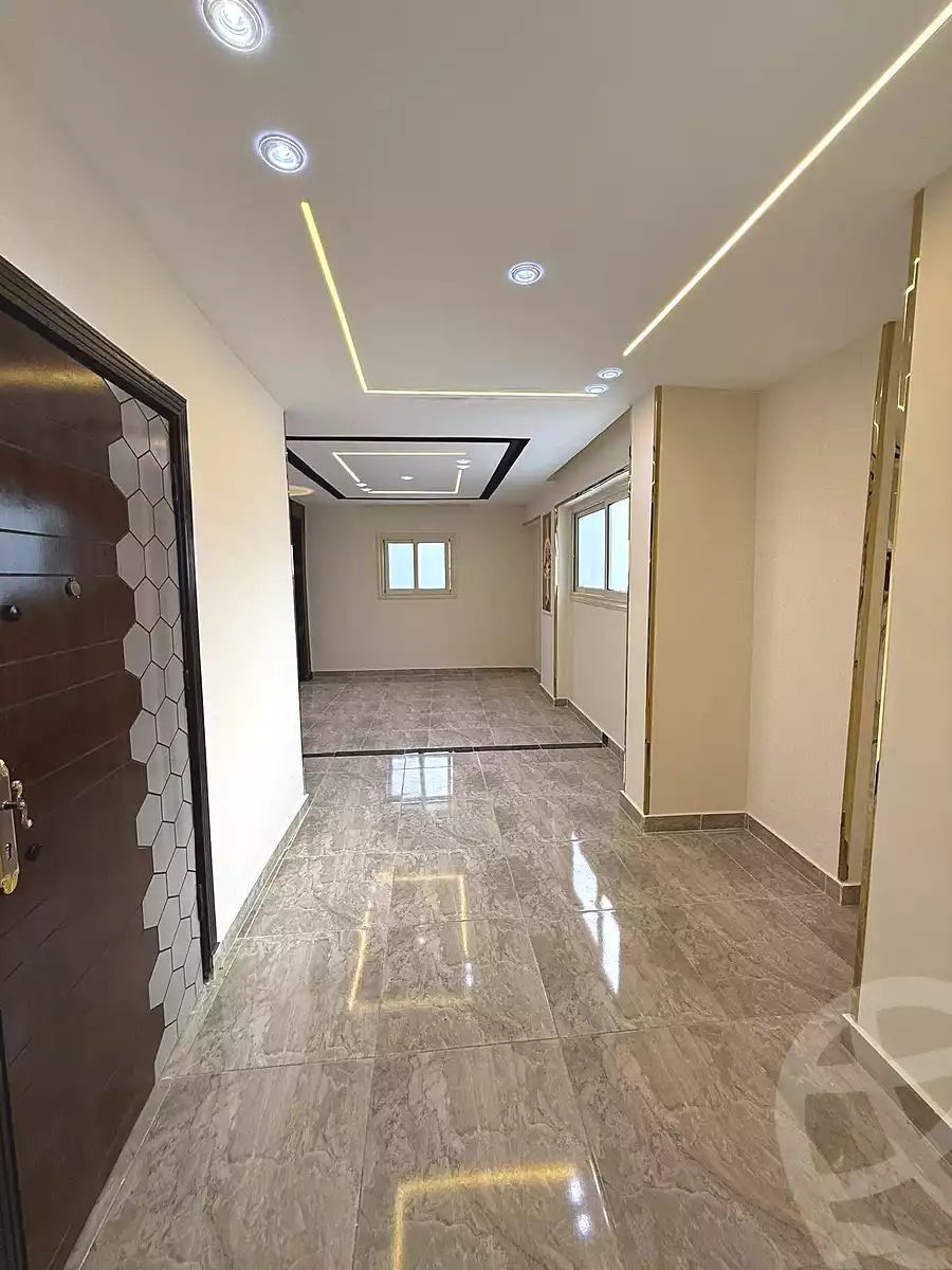 https://aqarmap.com.eg/ar/listing/7016240-for-sale-alexandria-sydy-bshr-sydy-bshr-bhry-khalil-hamada-st