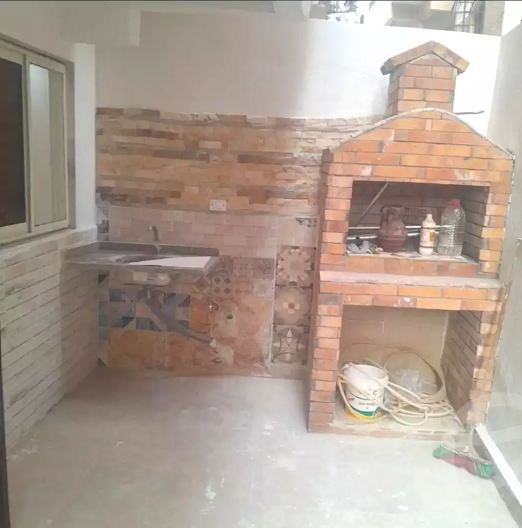 https://aqarmap.com.eg/ar/listing/7016505-for-sale-alexandria-al-agamy-lbytsh-bianchiii-el-arbaeen-st