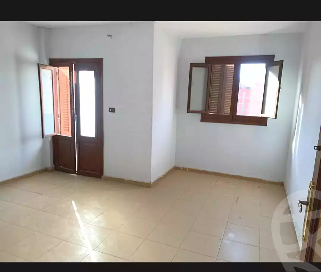 https://aqarmap.com.eg/ar/listing/7016801-for-rent-cairo-faisal-el-tawabeq-el-shaheed-ahmed-hamdy-st