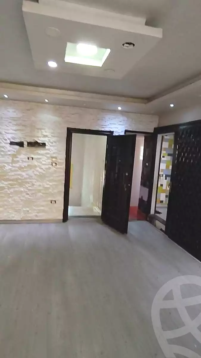 https://aqarmap.com.eg/ar/listing/7016843-for-sale-alexandria-el-dekhela