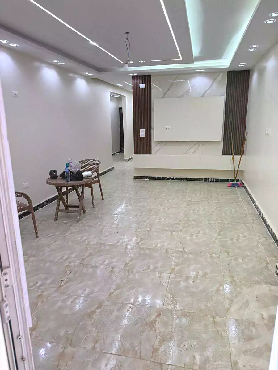 https://aqarmap.com.eg/ar/listing/7016889-for-rent-cairo-faisal-el-tawabeq-el-shaheed-ahmed-hamdy-st