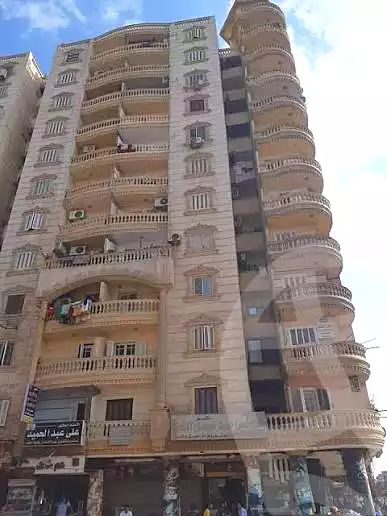 https://aqarmap.com.eg/en/listing/7014731-for-sale-sharqia-zagazig-zagazig-city-markaz-farouk-st