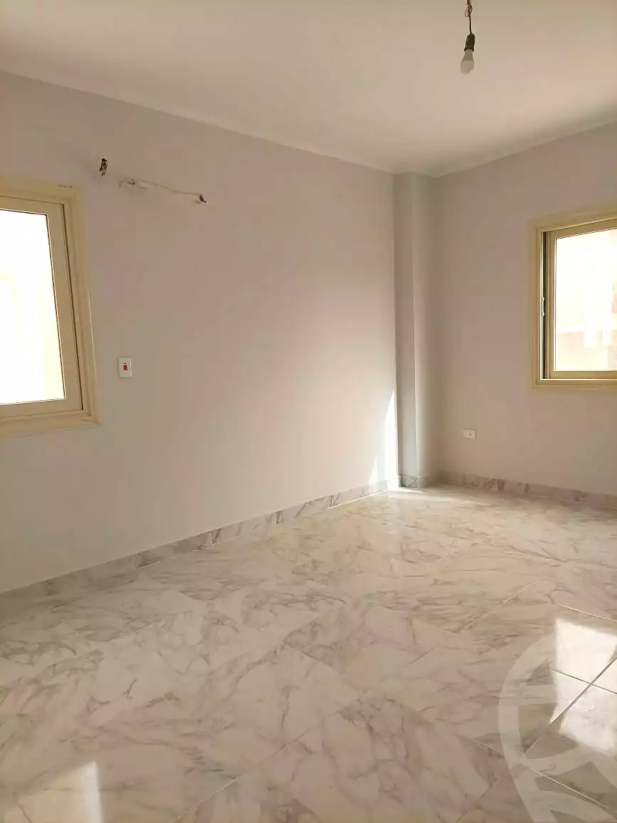 https://aqarmap.com.eg/ar/listing/7017655-for-sale-cairo-6th-of-october-el-tawsaat-el-shamalya-hy-2000-qt